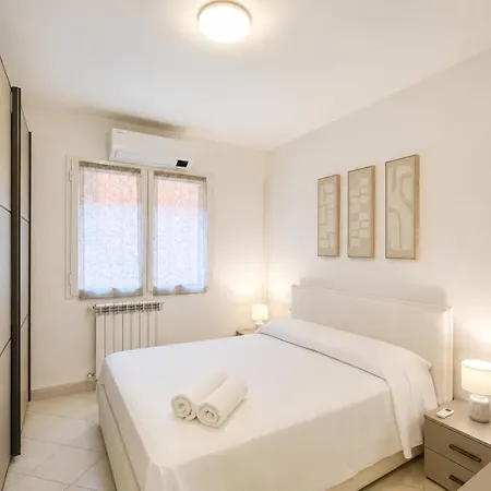 La Casina Di George - Marina dʼAndora