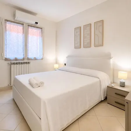 La Casina Di George - شقة